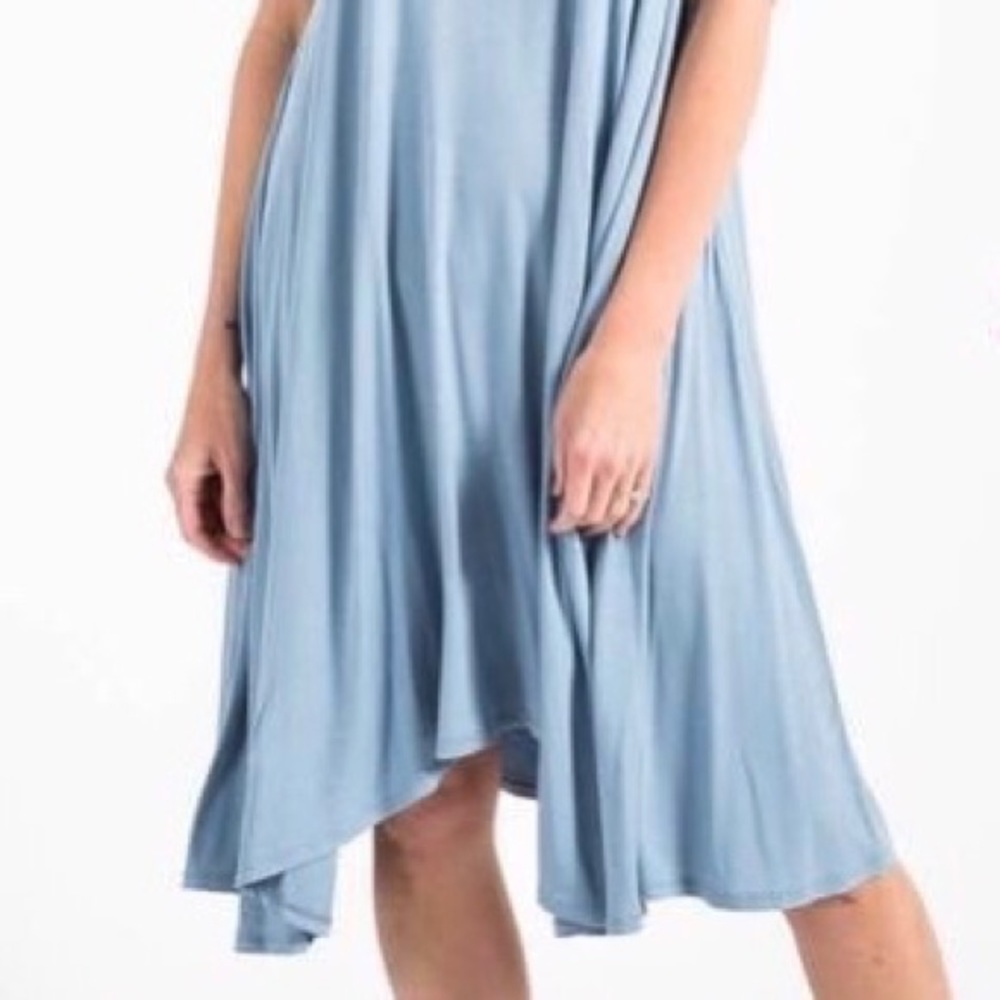 Dress - Picture 2 of 2